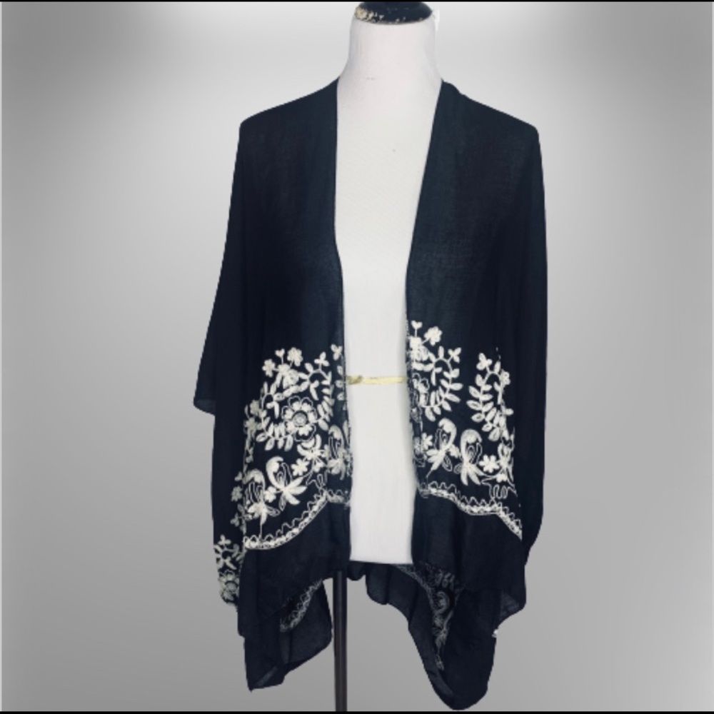 Inc International Concepts Embroidered Kimono